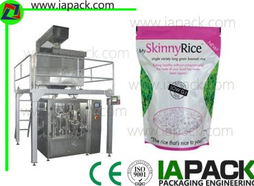 Máquina de envasado automático de arroz de 3 voltas de 380 voltios. Velocidade de 60 pouches / minuto